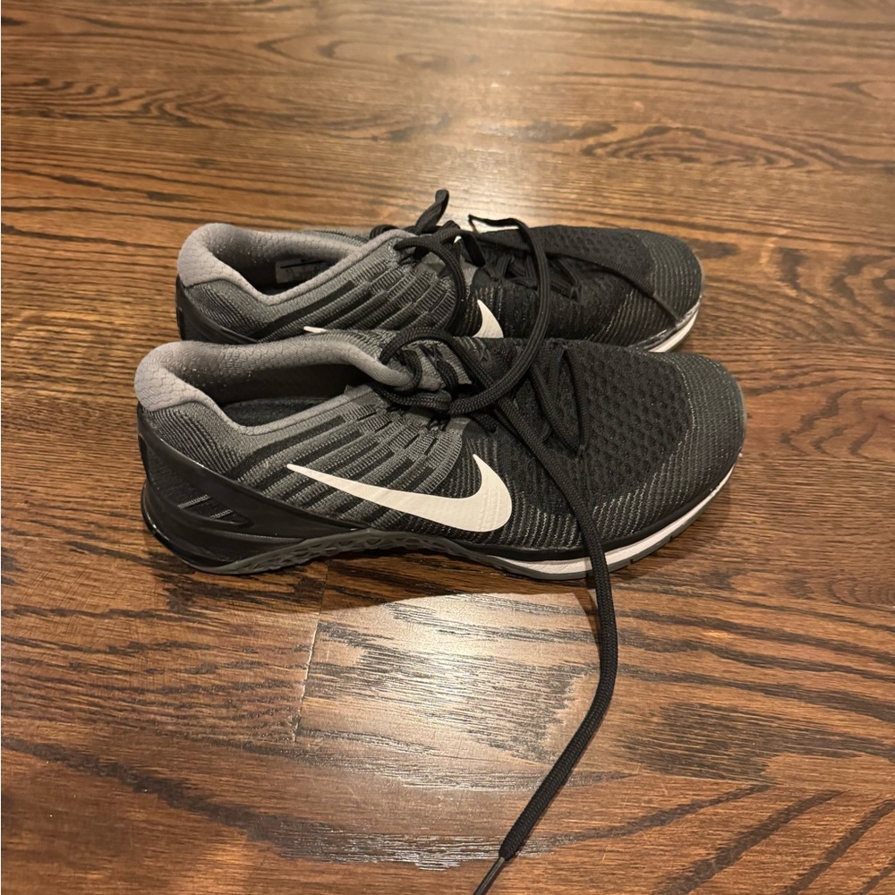 Nike metcon size 9.5